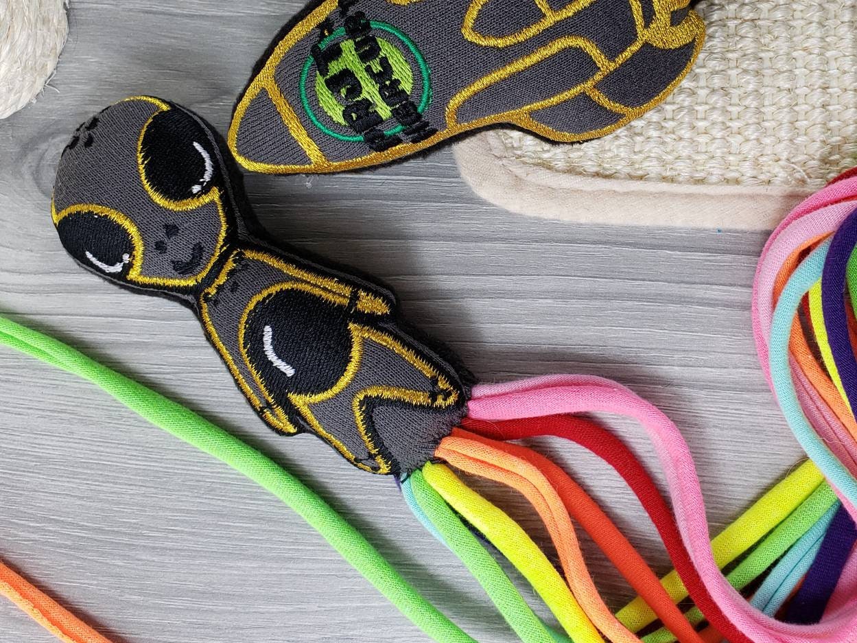 Golden Alien - Original PRJT.Mercury CollectionToy